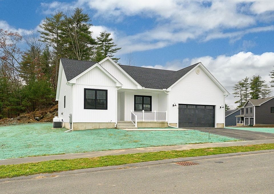 1st image of 4 Sunny Crest Ln