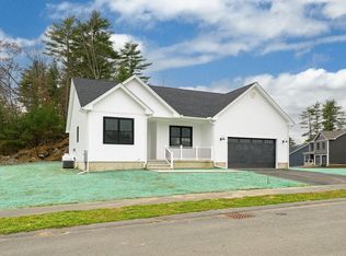 4 Sunny Crest Ln, Belchertown, MA 01007