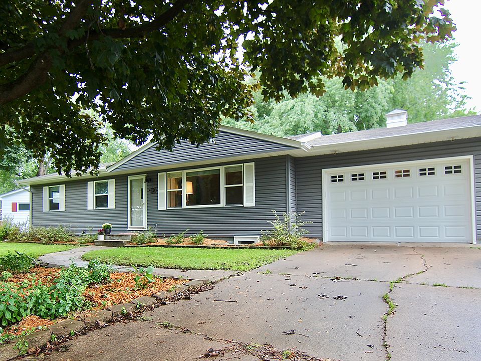 1st image of 2289 Sierra Dr