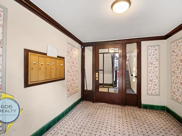 Lincoln Park Apts! — Photo 15