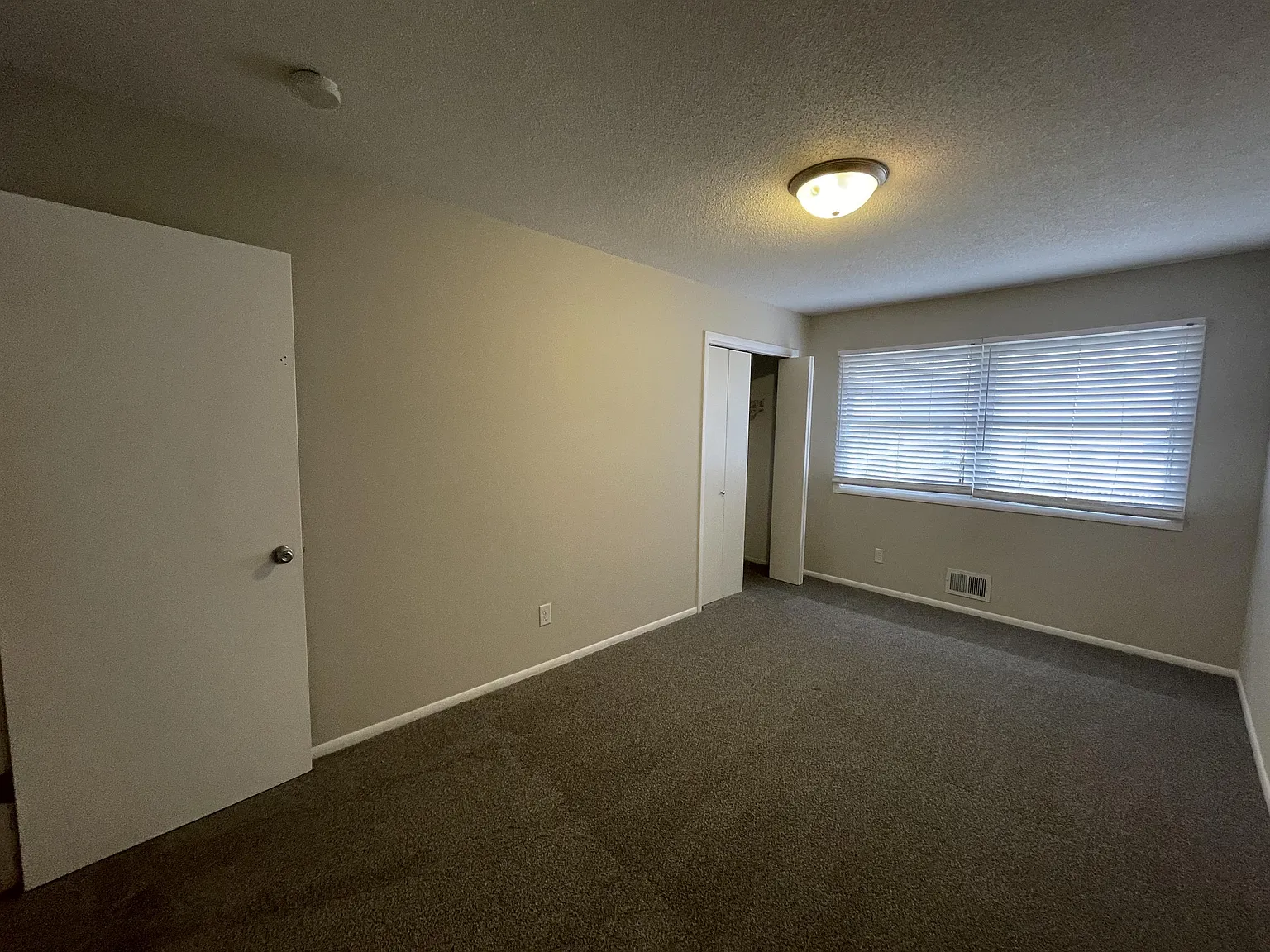 Minnetonka 7408 -7410 - 7408 — Photo 3