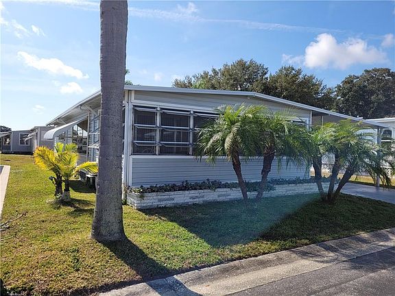 3rd image of 3334 Shingle Oak Ter