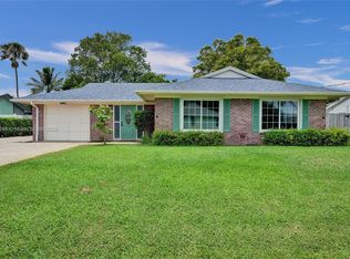2398 SE Bordeaux Ct, Port Saint Lucie, FL 34952