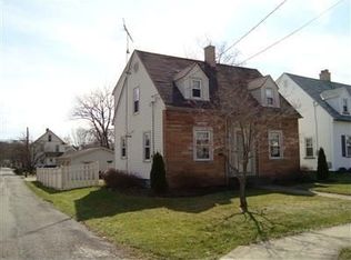 315 E North Ave, East Palestine, OH 44413