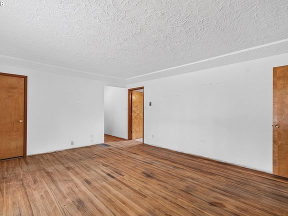 5th image of 2318 Laframbois Rd