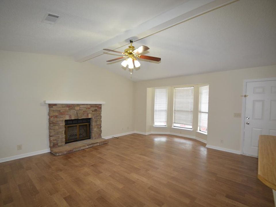 1st image of 3013 Casa Dr