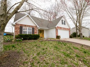 201 Whitetail Dr, Columbia, MO 65202