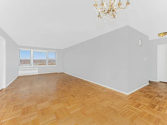 Sold by EZ Premier Realty | media 3