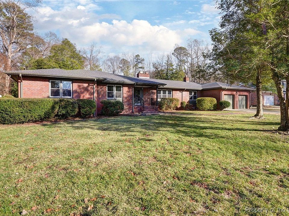 1st image of 121 Ferncliff Dr