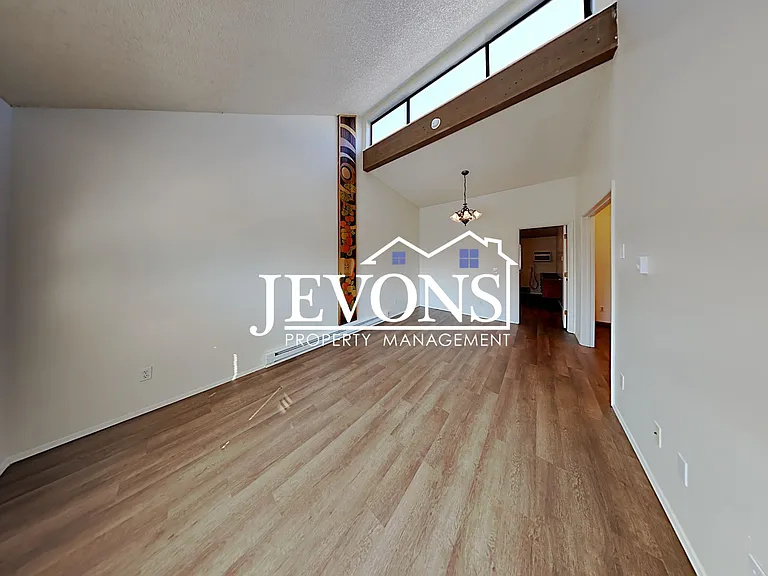 807 W Chestnut Ave #21 — Photo 9