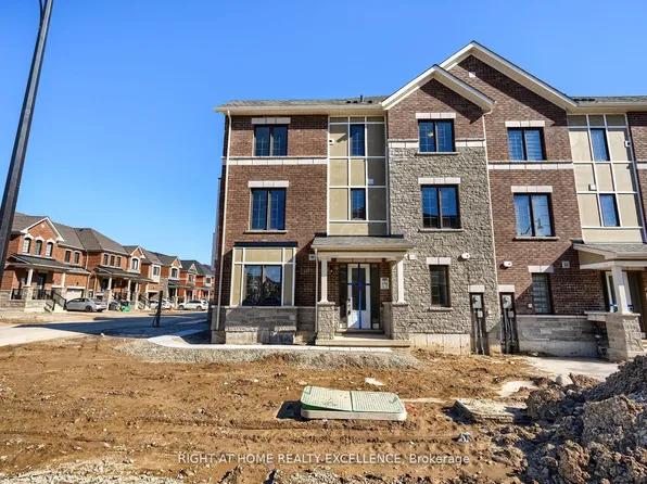 43 Keppel Cir, Brampton, ON