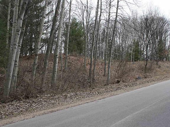 5th image of 72 & 73 Hilltop Dr
