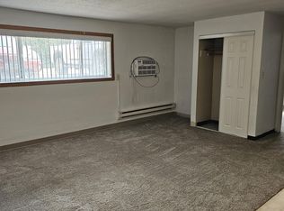 240 2nd Ave NE APT 5, Mayville, ND 58257
