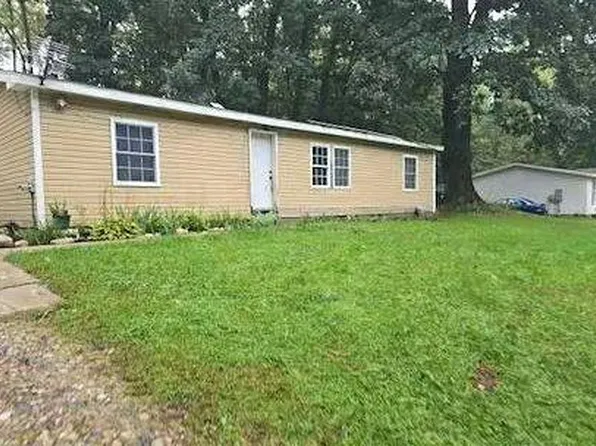 2537 Benjamin Dr, Allegan, MI 49010