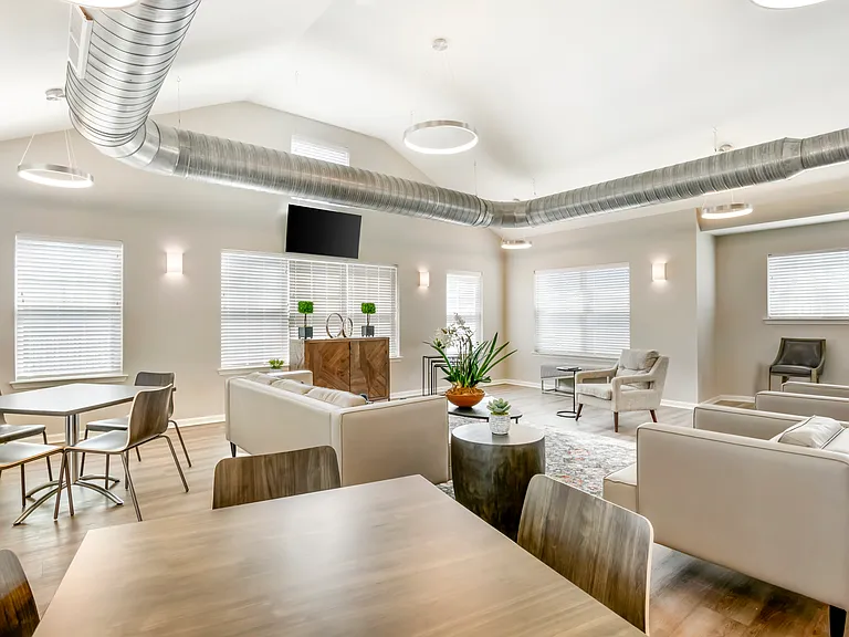 Foster Commons — Photo 3