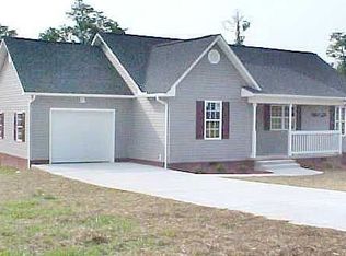 225 Carriage Dr, Whitwell, TN 37397