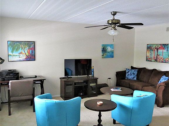 2nd image of 841 Patricia Ave APT 207