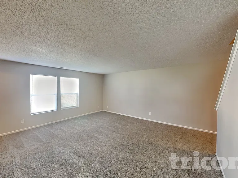 3222 Black Forest Ln — Photo 2