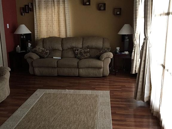 4th image of 1107 E Grant Dr