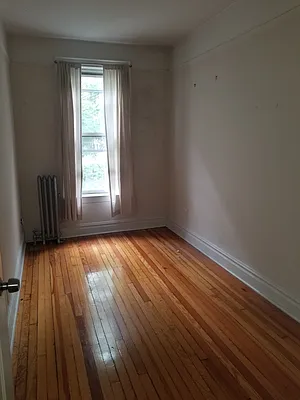 Rented by Metropolis International Realty Inc. | media 13