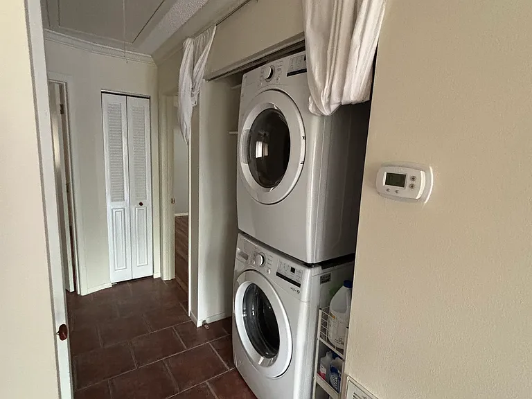 635 N Jefferson Ave #1 — Photo 3