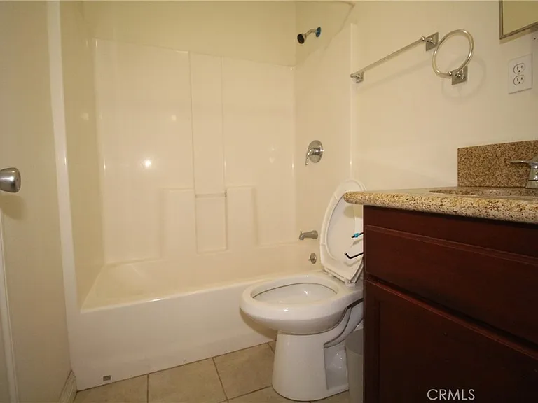 7914 Seville Ave #B — Photo 8