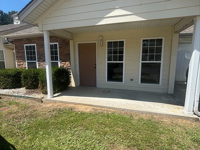 Willow Grove — Photo 17