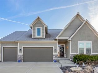 16509 S Parkwood St, Olathe, KS 66062