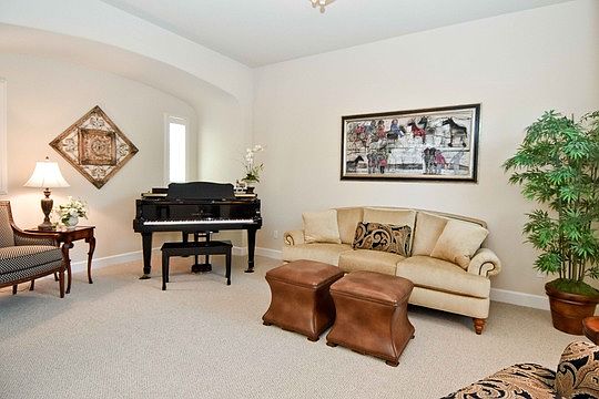4th image of 1160 Blue Spur Cir
