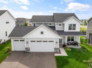 509 Waterford Pl, Waconia, MN 55387