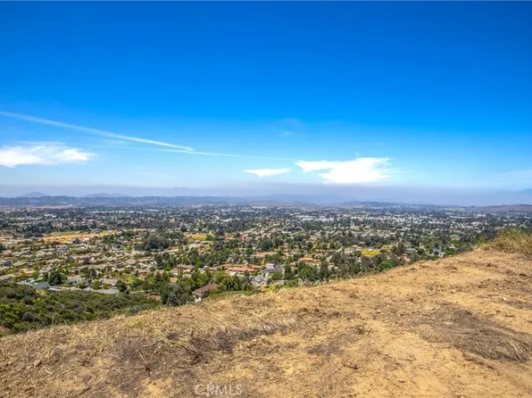 38 Avenue E, Yucaipa, CA 92399