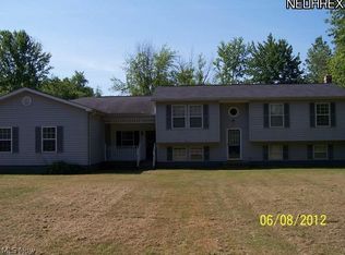 1008 Airport Rd NW, Warren, OH 44481