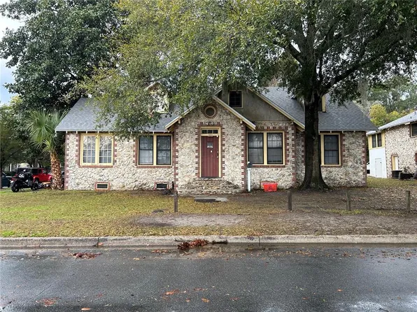 218 SW 10th St, Gainesville, FL 32601