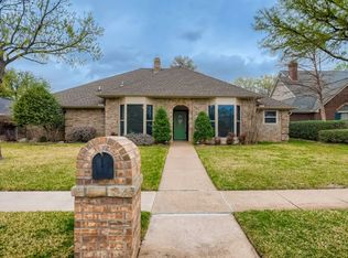 1805 Rollingwood Ct, Bedford, TX 76021