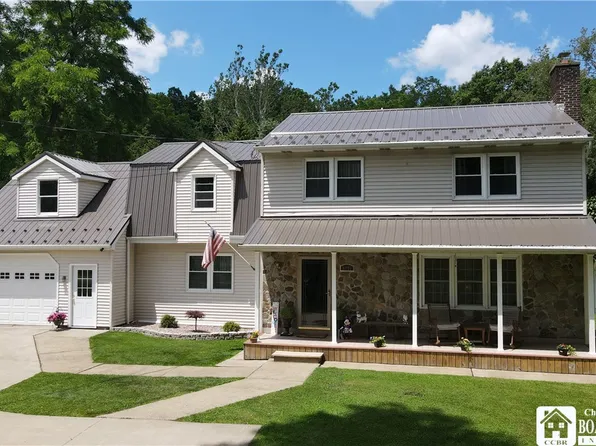9231 Spoden Rd, Fredonia, NY 14063