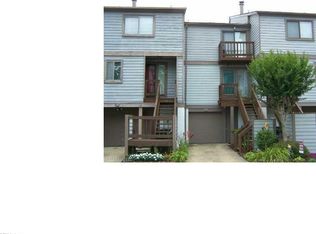 214 Mill Point Dr, Hampton, VA 23669