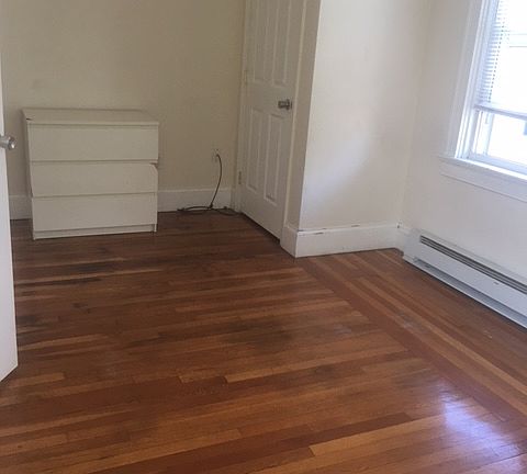 2nd image of 171-173 Montgomery Ave #1