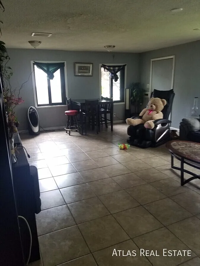 3 bed 2 bath near Anschutz medical center. Pictures coming soon! — Photo 2