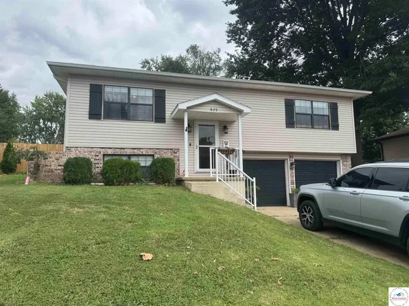 829 Brentwood Ave, Sedalia, MO 65301
