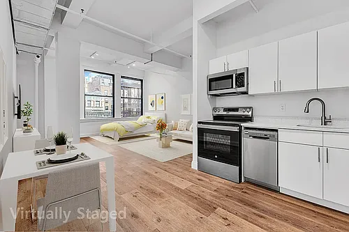 255 W 36th St #1203 Photo 1
