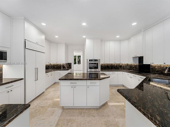 5th image of 673 Destacada Cir