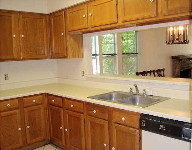1st image of 5517 Twin Timbers Dr