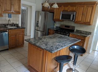 983 Howard Ave, Bridgeport, CT 06605