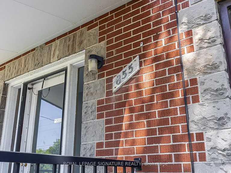 855 Simcoe St N #3 — Photo 4