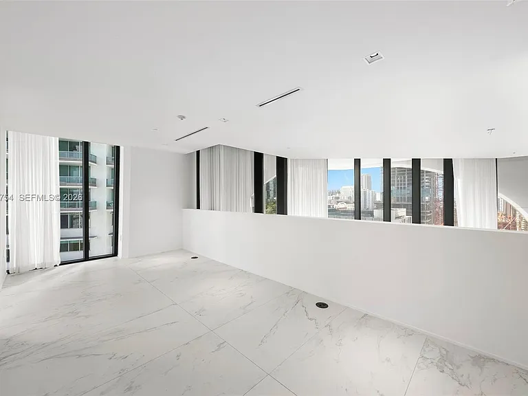 1000 Biscayne Blvd #1201 — Photo 80