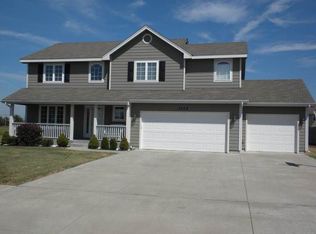 2504 SW Wexford Dr, Topeka, KS 66614