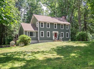 7 Glen Dr, Hudson, NH 03051