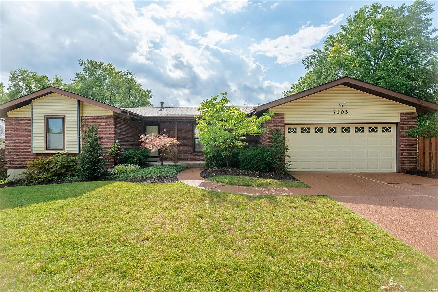 7103 Honey Ln photo 1