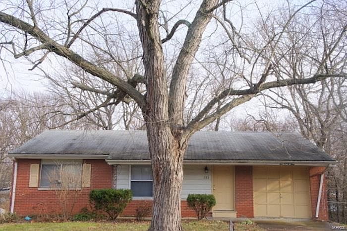1st image of 223 Merriweather Ln