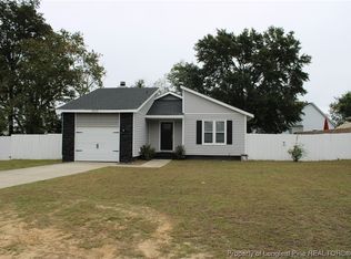 3605 Bolt Dr, Hope Mills, NC 28348